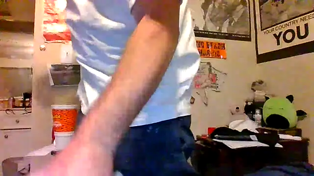 Snapshot of Gerbil8823 chatting on 10, 1, 2025 Gerbil8823 online show from 10, 1, 2025