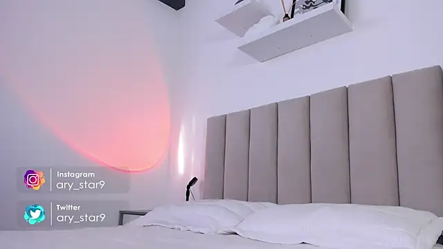 Snapshot of Alison_Miller9 chatting on 17, 2, 2025 Alison Miller9 online show from 17, 2, 2025