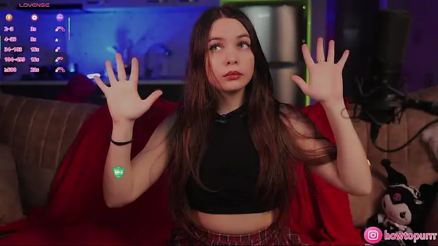 Snapshot of How2Meow chatting on 16, 11, 2025 How2Meow online show from 16, 11, 2025