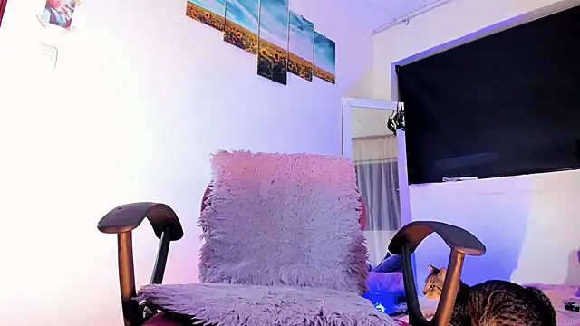 lesly xx online show from 15, 1, 2025