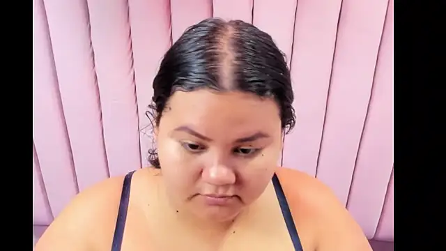 ValenTitis online show from 8, 9, 2025