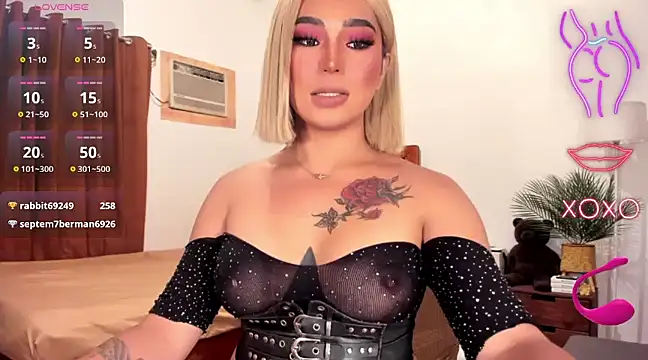 Lustrous Nathalie online show from 4, 2, 2025