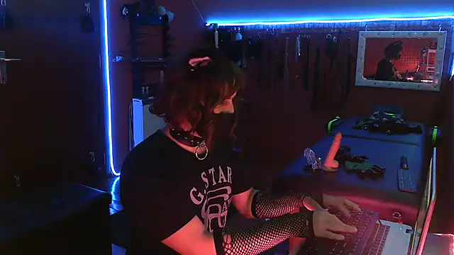 Ginny-the-bdsm-nympho online show from 19, 10, 2025