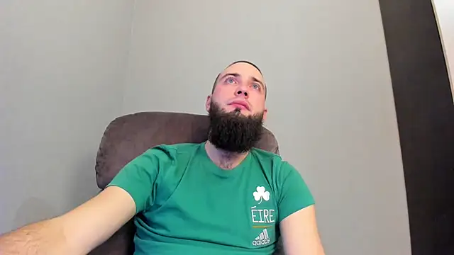 Snapshot of A_____________ chatting on 9, 2, 2025 A online show from 9, 2, 2025