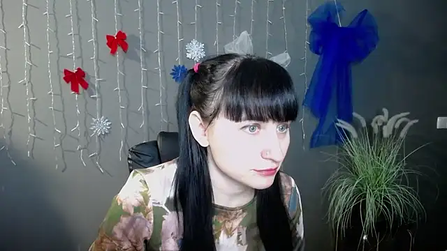 NinaFlawlees online show from 18, 12, 2025