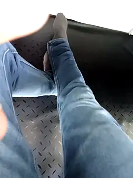 Snapshot of robinsan1010 chatting on 7, 3, 2025 robinsan1010 online show from 7, 3, 2025