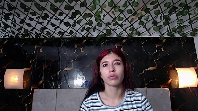 Snapshot of adriscute chatting on 15, 4, 2026 adriscute online show from 15, 4, 2026