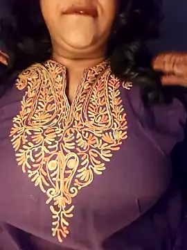 Snapshot of sassy_horny chatting on 29, 12, 2024 sassy horny online show from 29, 12, 2024