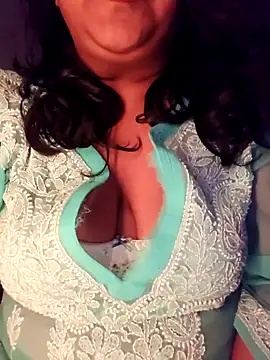 Snapshot of sassy_horny chatting on 4, 1, 2025 sassy horny online show from 4, 1, 2025