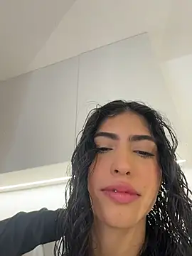 Snapshot of Gaby_zahir_ chatting on 18, 11, 2025 Gaby zahir online show from 18, 11, 2025