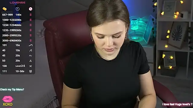 Snapshot of AfinaAmmor chatting on 30, 10, 2025 AfinaAmmor online show from 30, 10, 2025