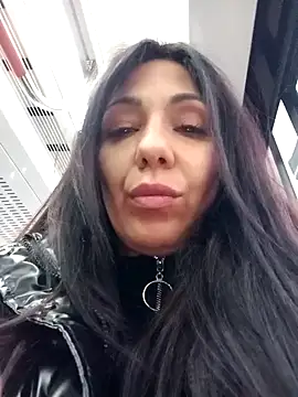 Snapshot of LeticiaWoods chatting on 2, 12, 2024 LeticiaWoods online show from 2, 12, 2024