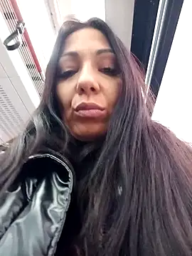 Snapshot of LeticiaWoods chatting on 24, 12, 2024 LeticiaWoods online show from 24, 12, 2024