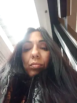 Snapshot of LeticiaWoods chatting on 8, 2, 2025 LeticiaWoods online show from 8, 2, 2025