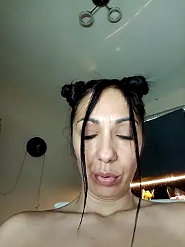 Snapshot of LeticiaWoods chatting on 17, 3, 2025 LeticiaWoods online show from 17, 3, 2025