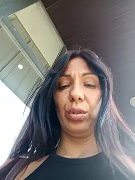 Snapshot of LeticiaWoods chatting on 10, 9, 2025 LeticiaWoods online show from 10, 9, 2025