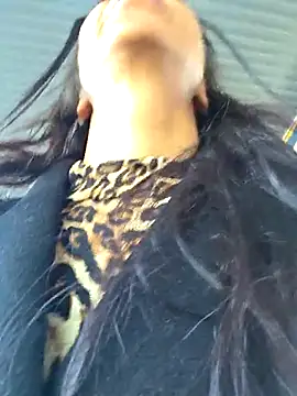 Snapshot of LeticiaWoods chatting on 8, 10, 2025 LeticiaWoods online show from 8, 10, 2025