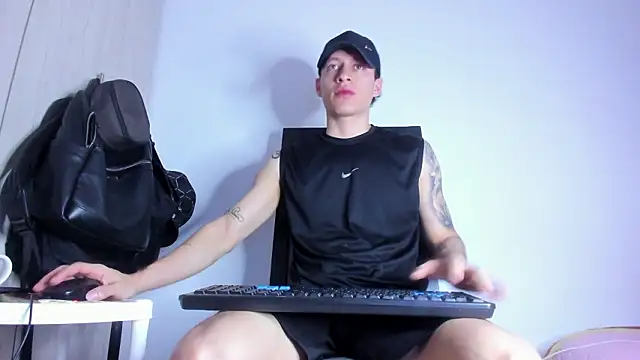 enzo bvlgari online show from 1, 3, 2026