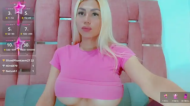 Snapshot of BimboCurvyy chatting on 4, 12, 2024 BimboCurvyy online show from 4, 12, 2024