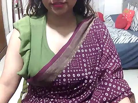 Snapshot of cutebengaligirl chatting on 2, 8, 2026 cutebengaligirl online show from 2, 8, 2026