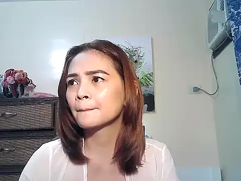 Snapshot of Kisses-13 chatting on 17, 9, 2025 Kisses-13 online show from 17, 9, 2025