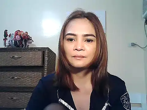 Snapshot of Kisses-13 chatting on 18, 9, 2025 Kisses-13 online show from 18, 9, 2025