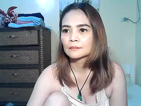 Snapshot of Kisses-13 chatting on 4, 12, 2025 Kisses-13 online show from 4, 12, 2025