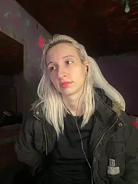 bunnydark00 online show from 8, 9, 2025