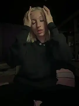 Snapshot of bunnydark00 chatting on 24, 6, 2026 bunnydark00 online show from 24, 6, 2026