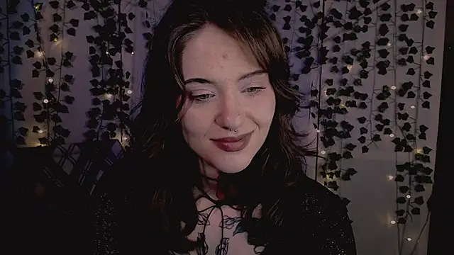 Snapshot of risha_laas chatting on 22, 11, 2025 risha laas online show from 22, 11, 2025