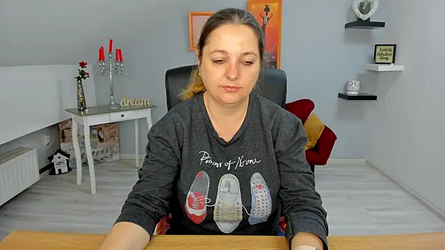 Snapshot of LollaGirl chatting on 17, 3, 2025 LollaGirl online show from 17, 3, 2025