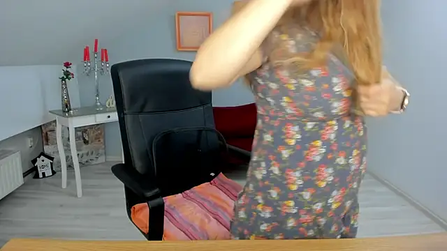 Snapshot of LollaGirl chatting on 19, 3, 2025 LollaGirl online show from 19, 3, 2025