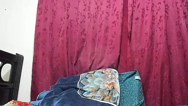 Snapshot of davidlatin66 chatting on 8, 10, 2025 davidlatin66 online show from 8, 10, 2025