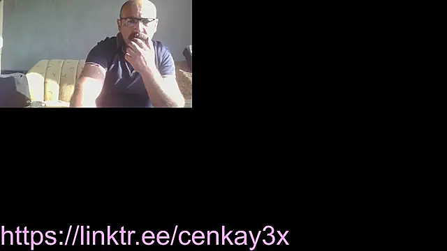 masculine bear daddy online show from 2, 12, 2025