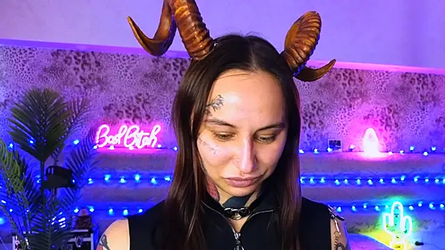 Cool Freak  online show from 8, 2, 2025