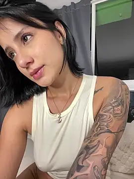 Snapshot of Ale_Lewis chatting on 3, 1, 2025 Ale Lewis online show from 3, 1, 2025