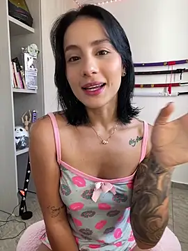 Snapshot of Ale_Lewis chatting on 7, 3, 2025 Ale Lewis online show from 7, 3, 2025