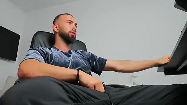 MichaelMasterss online show from 12, 12, 2024