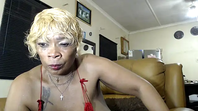 Snapshot of Gucci_Bx chatting on 4, 2, 2026 Gucci Bx online show from 4, 2, 2026