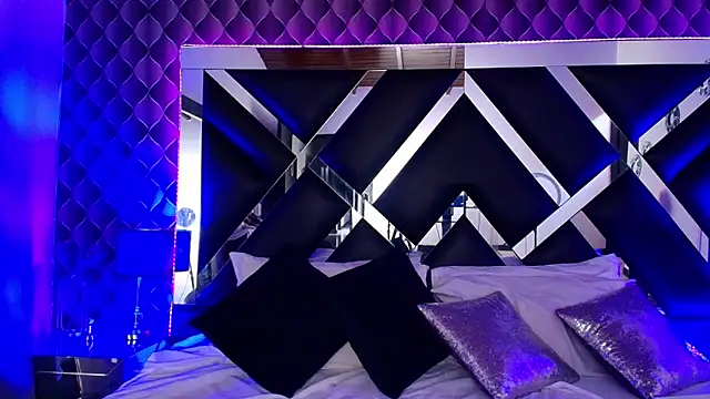 victoriaa lee  online show from 3, 10, 2025