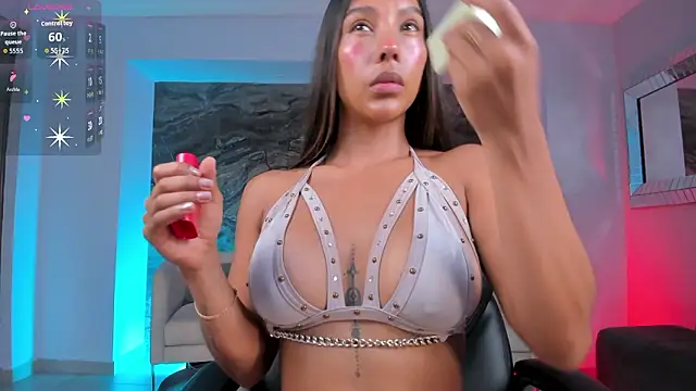 Snapshot of RenataReyes chatting on 6, 2, 2026 RenataReyes online show from 6, 2, 2026