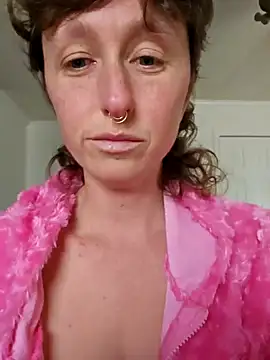 mossy kiss online show from 19, 1, 2025