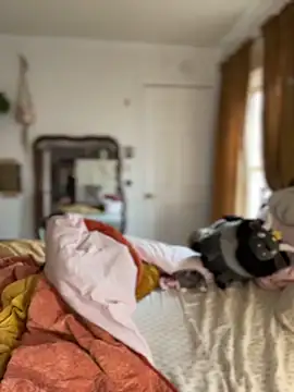 mossy kiss online show from 15, 2, 2026