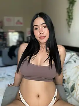 Snapshot of JazzieXo chatting on 9, 12, 2024 JazzieXo online show from 9, 12, 2024