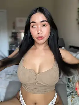 Snapshot of JazzieXo chatting on 10, 12, 2024 JazzieXo online show from 10, 12, 2024