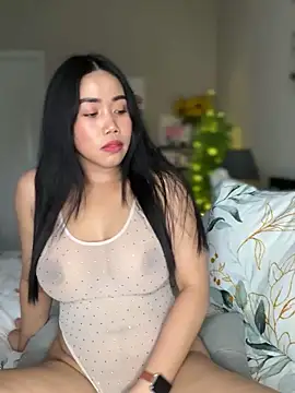 Snapshot of JazzieXo chatting on 13, 12, 2024 JazzieXo online show from 13, 12, 2024