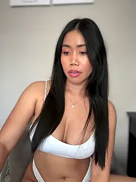 Snapshot of JazzieXo chatting on 16, 9, 2025 JazzieXo online show from 16, 9, 2025