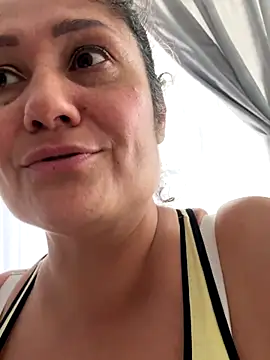 gabiTetas online show from 5, 10, 2025