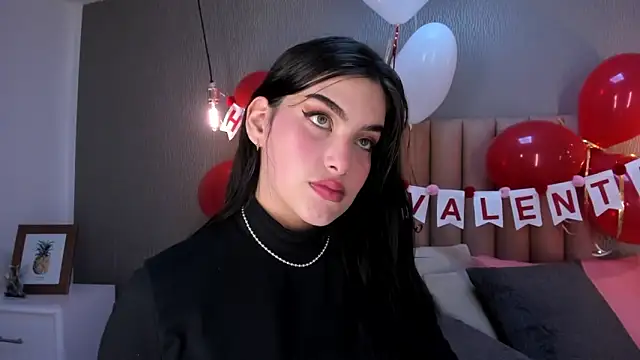 Alexa Thaylor  online show from 16, 2, 2025