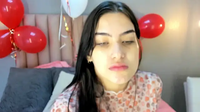 Alexa Thaylor  online show from 26, 2, 2025